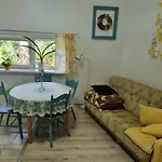 Przy Stawach Apartamenty&agroturystyka *