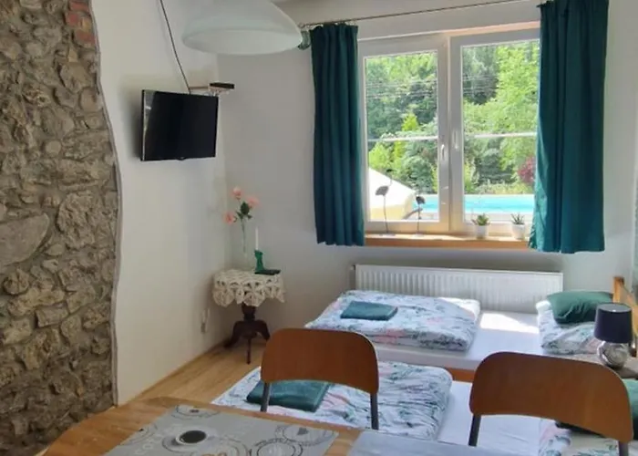 Przy Stawach Apartamenty&agroturystyka * 포비에드나