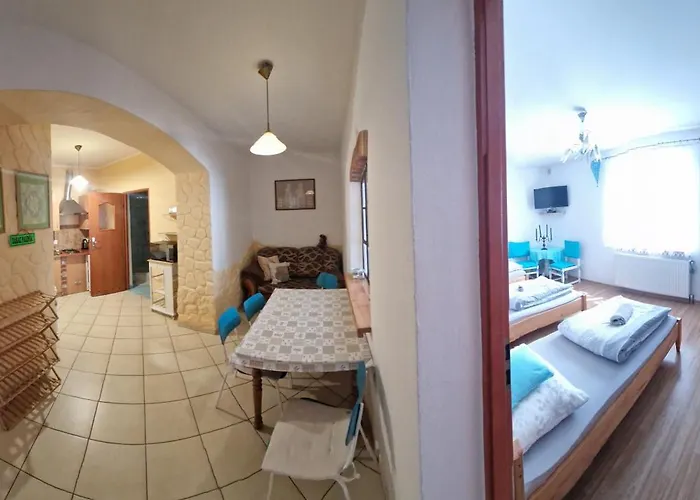 Przy Stawach Apartamenty&agroturystyka * 포비에드나