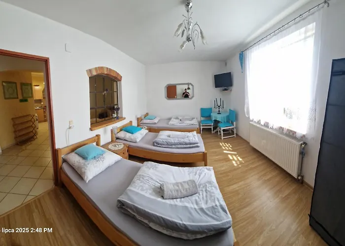 Przy Stawach Apartamenty&agroturystyka 포비에드나